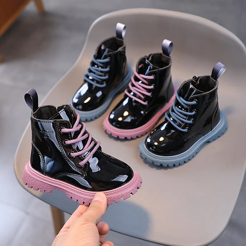 2024 Весна Новые Детские Одинарные Сапоги Сплошной Цвет Британский Стиль Детские Мальчики Девочки Повседневная Обувь Мода Блестящие Маленькие Короткие Сапоги