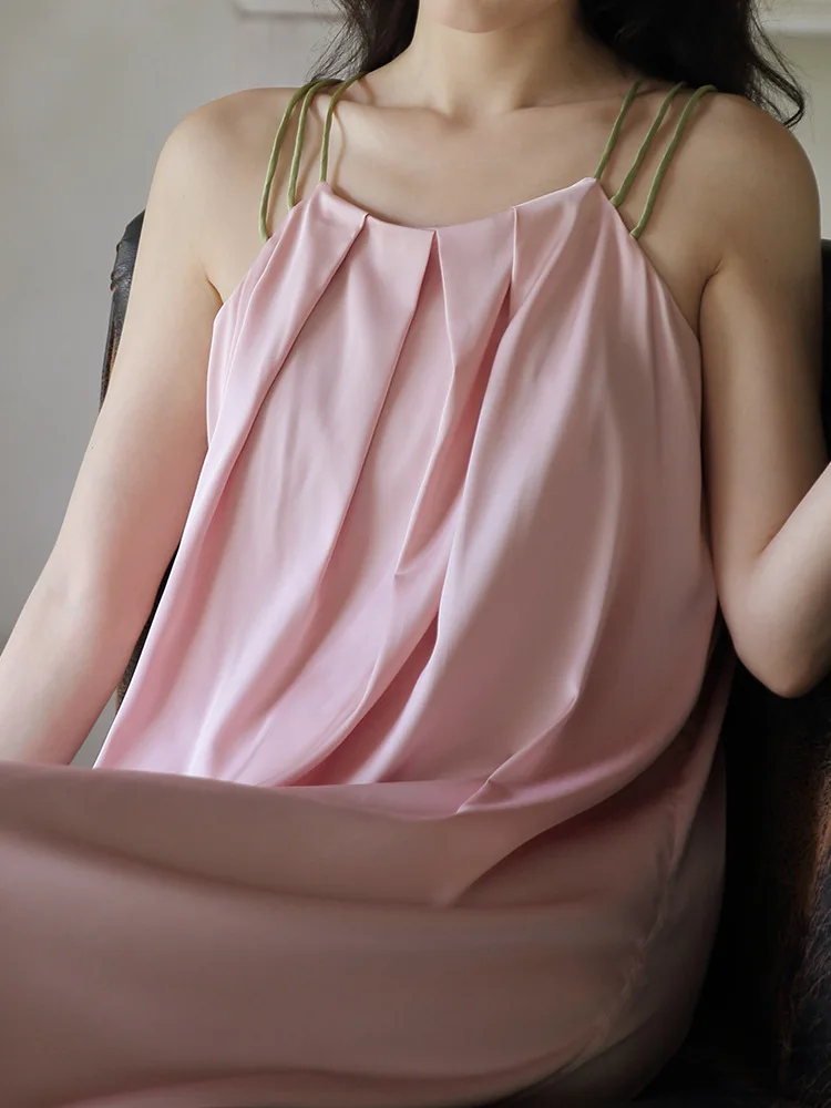 Летняя женская ночная рубашка с подтяжками Шелковистые контрастные цвета Дизайн заднего ремня Пижама Розовый Свежая 2023 Новая крутая ночная рубашка