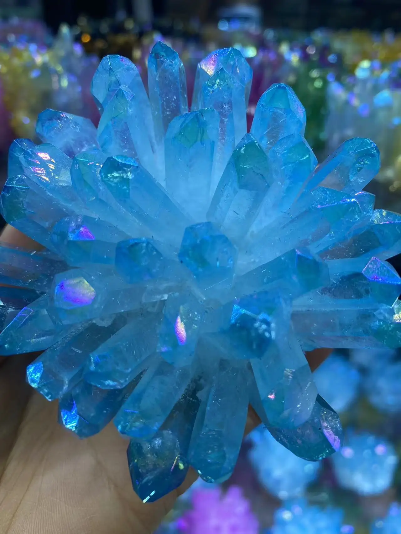 природный гальванический кластер синего кристалла коллекции образцов для размагничивания и очистки необработанного камня